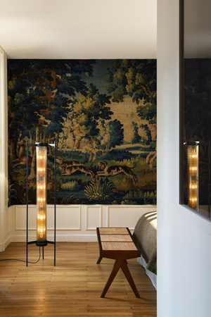 Vendôme Floor floor lamp in a bedroom